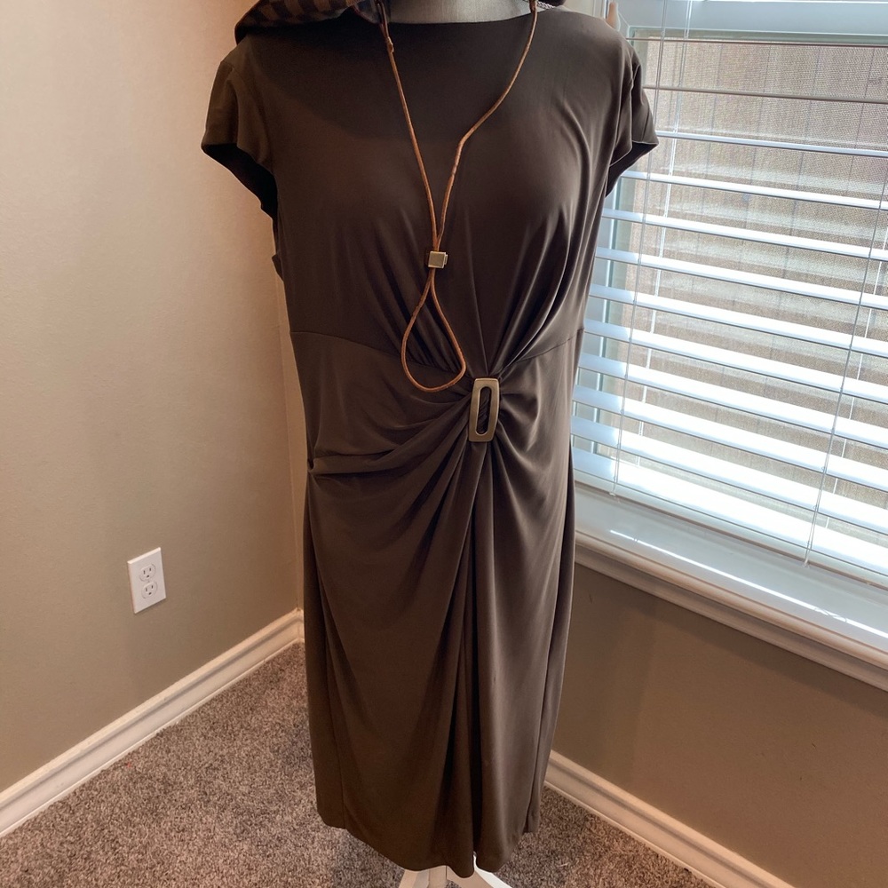 Beautiful brown dress is good for office work ❤️⚜️